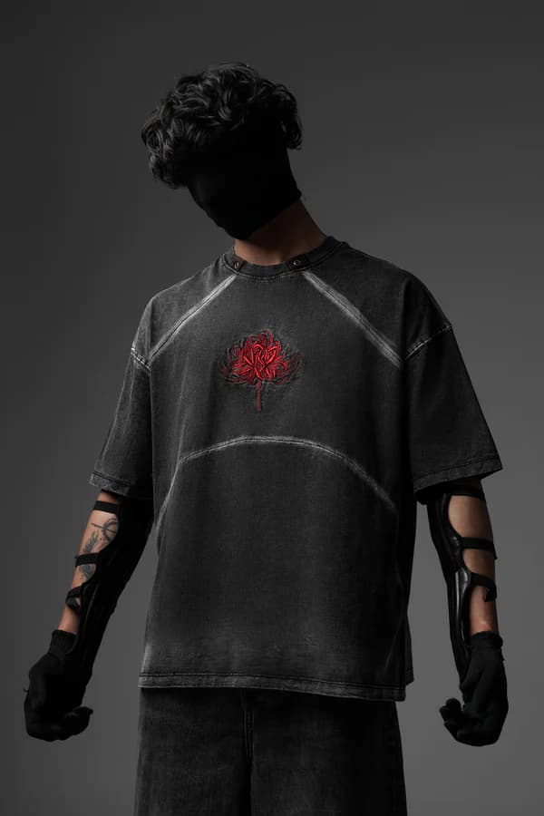 Obsidian Petal Tshirt | Karmik