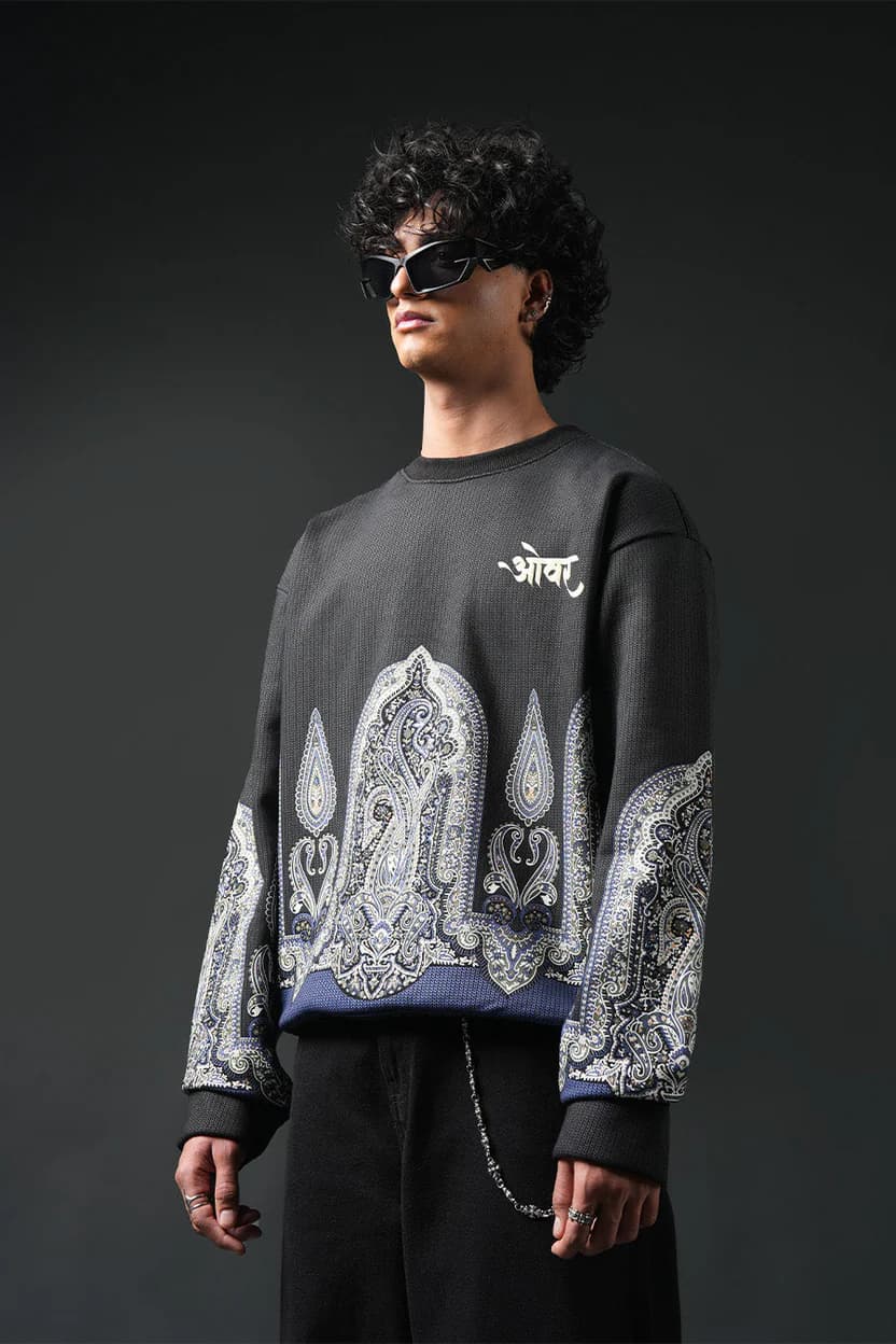 Midnight Mehrab Sweatshirt | Karmik