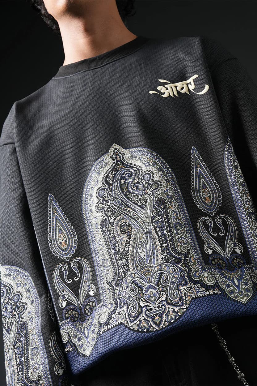 Midnight Mehrab Sweatshirt | Karmik